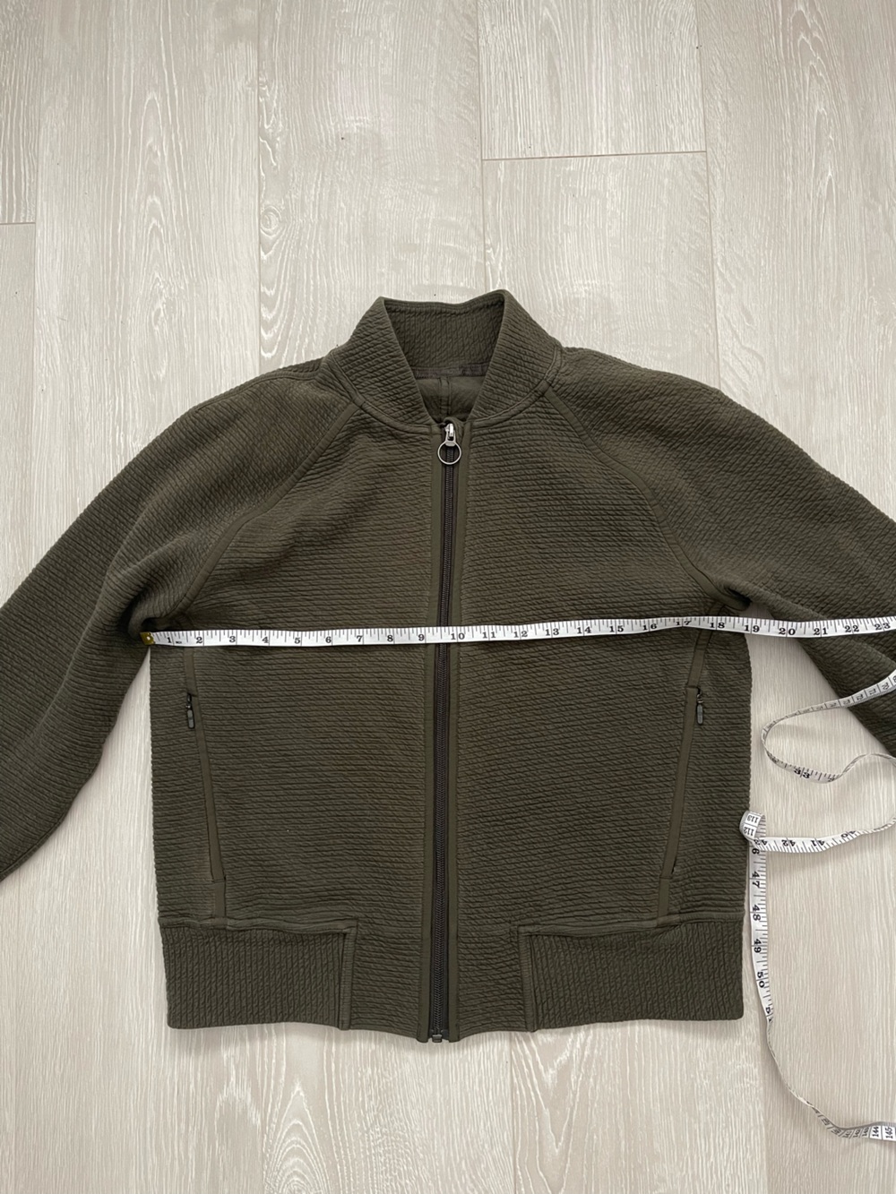 Lululemon On Repeat Bomber Dark Olive Green size 8 - Picture 9 of 16